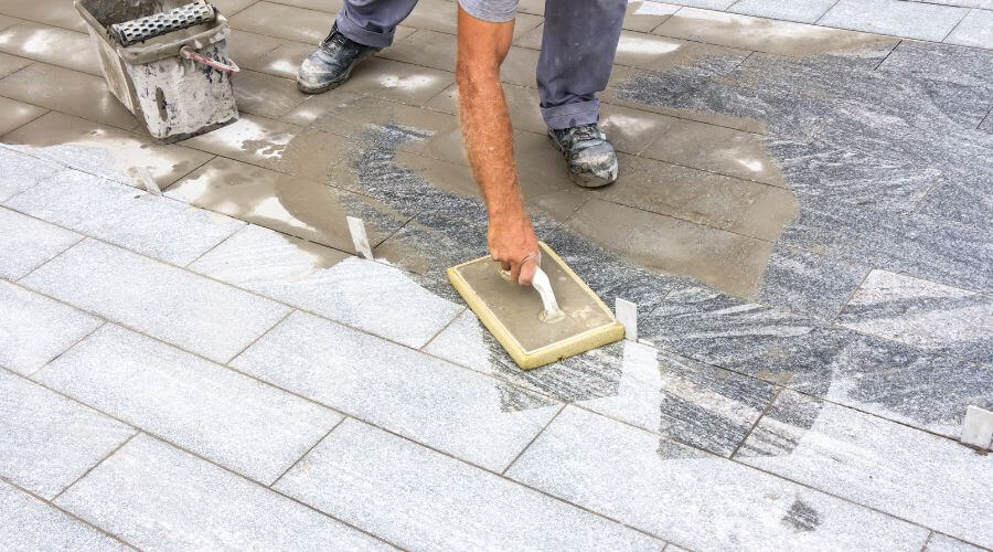 Professional gutter cleaning in Oktaha, OK